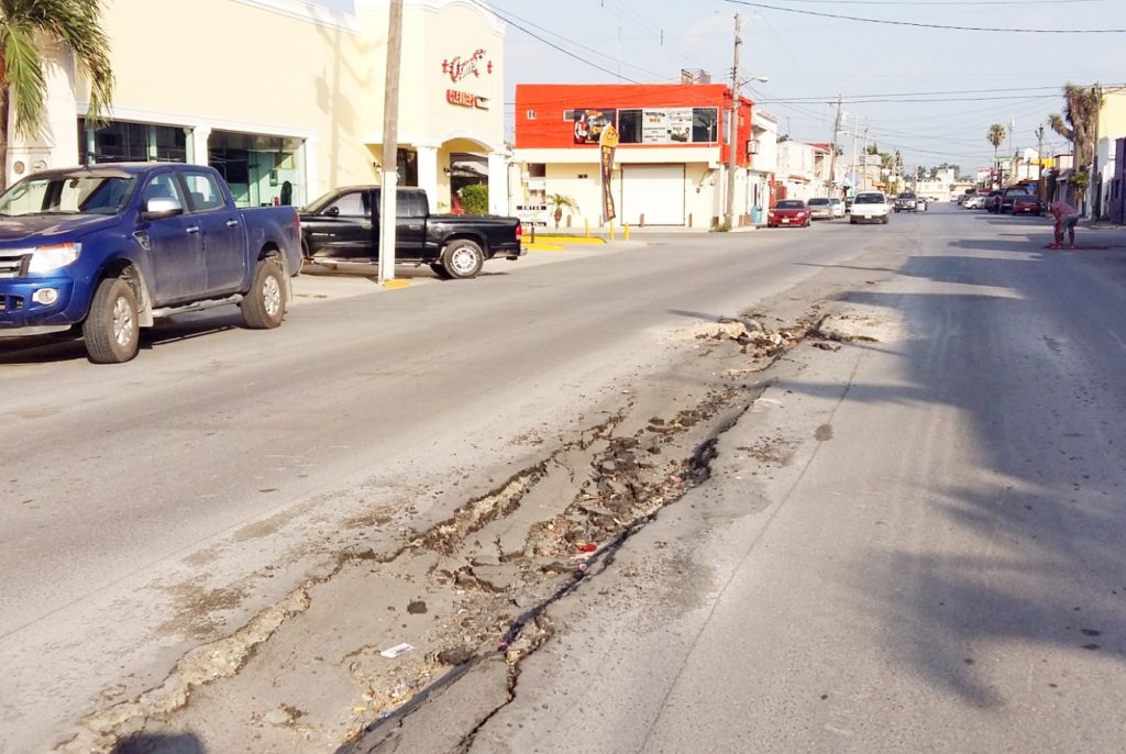 Servicios públicos y bacheo serán prioridad de gobierno municipal. 2016 10 04 02 02 28 366 1024x686