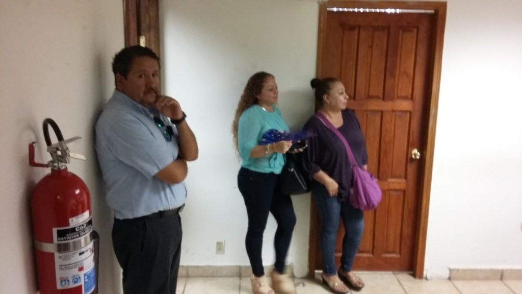 Prevalece incertidumbre en empleados municipales. Empleados 1024x576