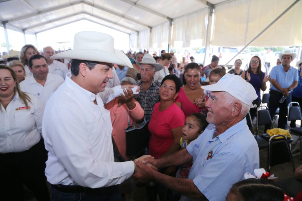 Inaugura Gobernador línea conductora de agua potable en Jiménez. TAM 066 2017 Inaugura20Gobernador20línea20conductora20de20agua20potable20en20Jiménez203 1024x682