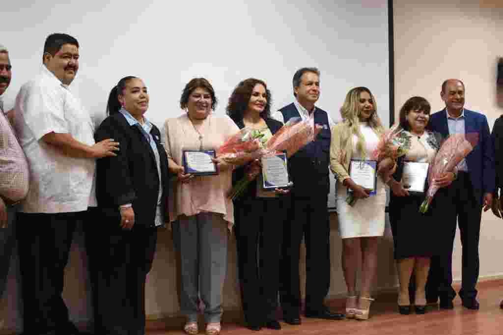 Reconocen en Reynosa a las “Profesoras del Año” WhatsApp Image 2019 03 08 At 6.15.02 PM 1024x682