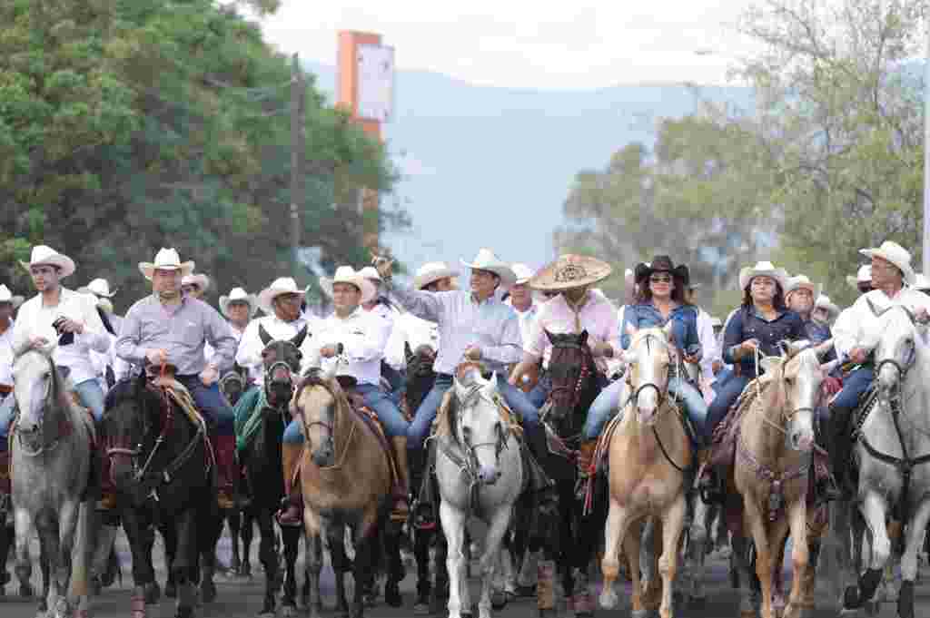 Participa Gobernador en cabalgata en el marco de la Feria Tamaulipas TAM 174 2019. Participa Gobernador En Cabalgata En El Marco De La Feria Tamaulipas 3 1024x681