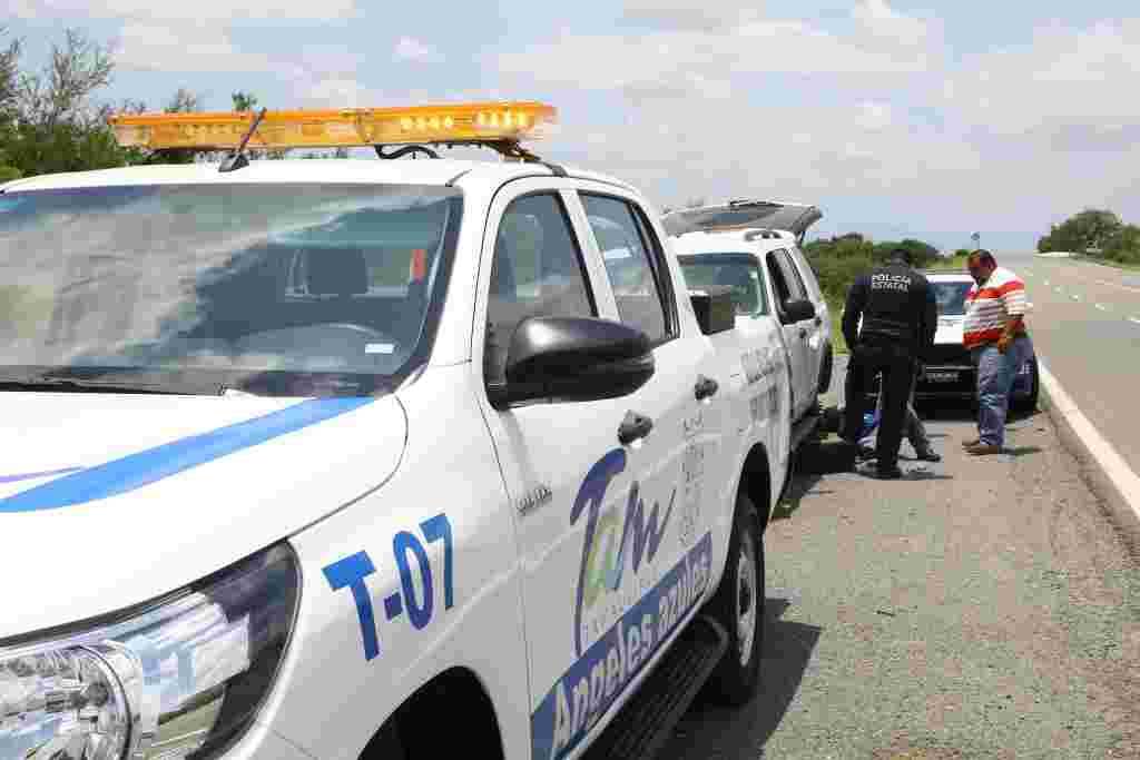 Continúa creciendo servicio de Auxilio mecánico Ángeles Azules TAM TAM 002 2020. Continúa Creciendo Servicio De Auxilio Mecánico Ángeles Azules TAM 1 1024x683