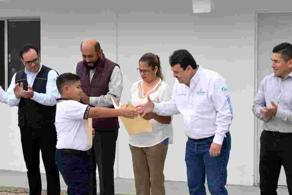 Río Bravo le apuesta a la educación. WhatsApp Image 2020 02 17 At 11.06.10 AM 1024x682