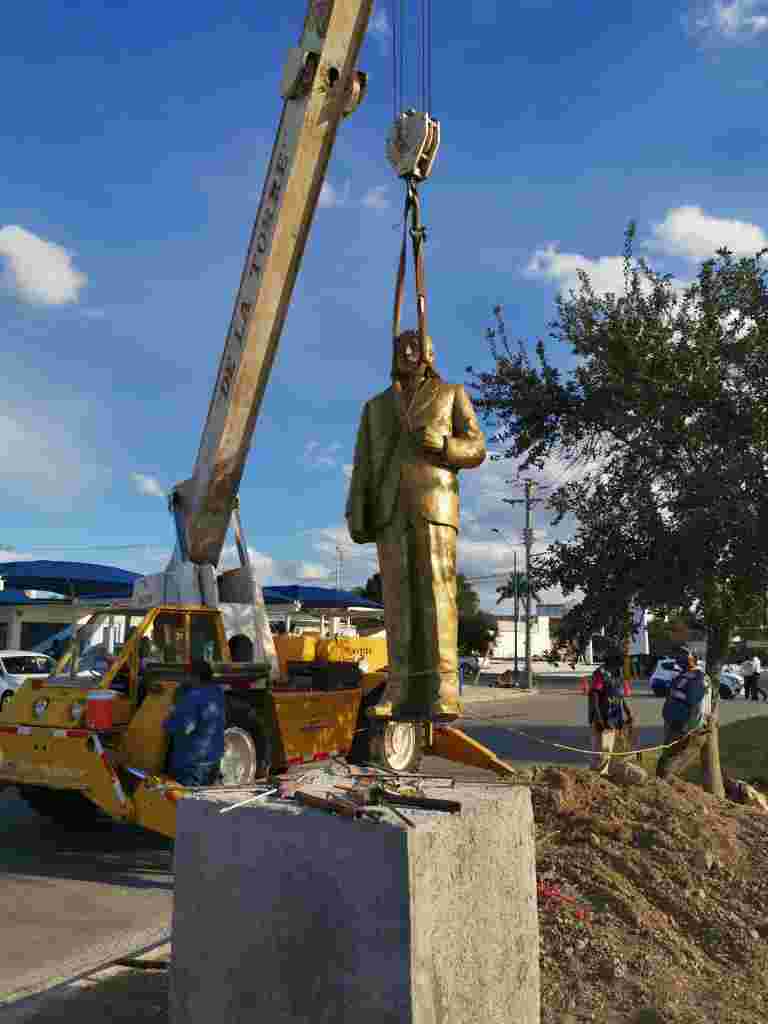 Reubica Gobierno de Río Bravo estatua de Miguel Alemán. IMG 20201020 172336 768x1024