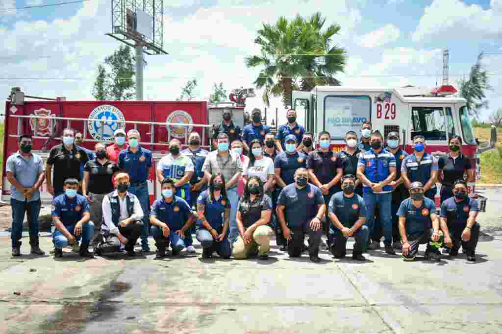 Reconoce Carlos Ulivarri labor del Heroico Cuerpo de Bomberos. WhatsApp Image 2021 08 22 At 3.56.57 PM 1024x682