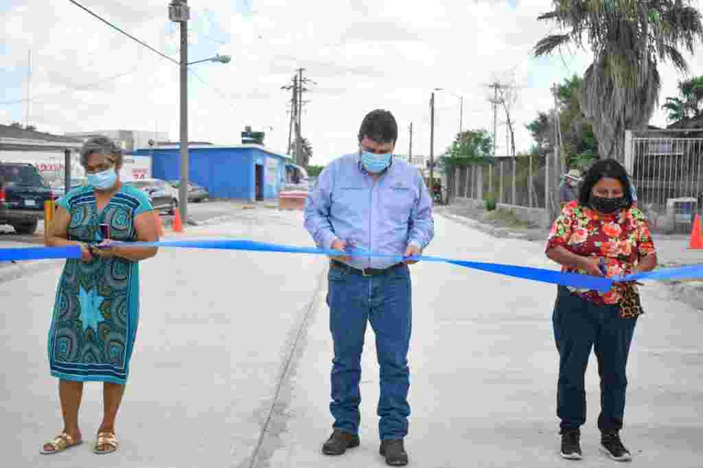 Importante crucero de la Fundadores, rehabilitado con concreto hidráulico. 240677623 884836082461260 6239330478400056090 N 1024x682