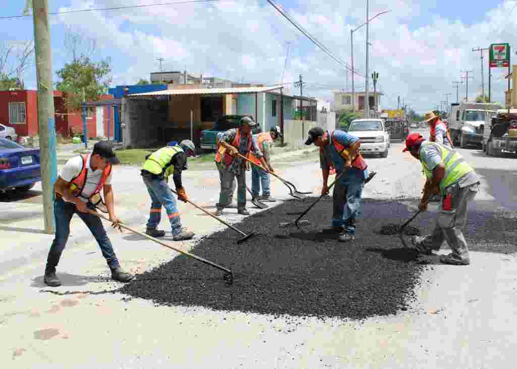 Es a fondo bacheo en la Azteca y Satélite WhatsApp Image 2022 06 09 At 11.26.19 AM 1 1024x731