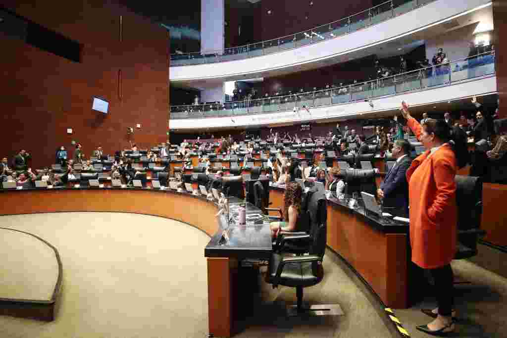 Aprueban Senadores Vacaciones Dignas para los trabajadores. 17 1024x683