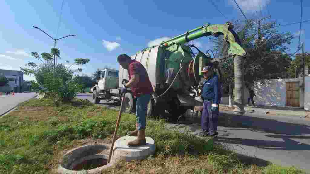 Exhorta COMAPA no tirar grasas a la red sanitaria WhatsApp Image 2022 11 15 At 1.02.44 PM 1024x576