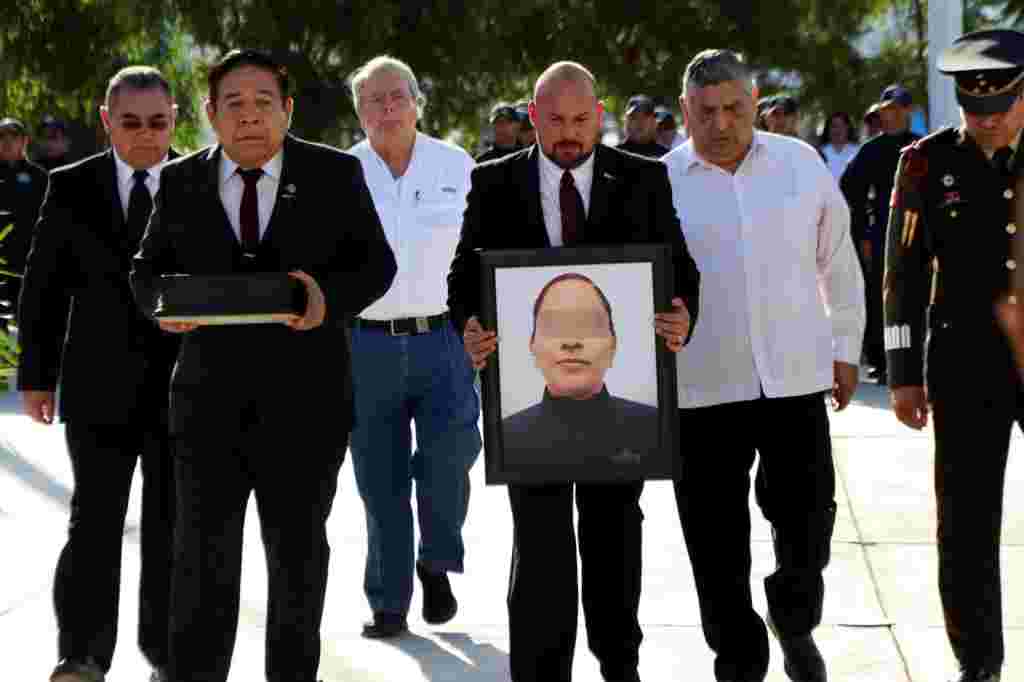 Dedican honores fúnebres a policía fallecida en Reynosa 361632106 658172526342478 8104387351541822153 N 1024x682