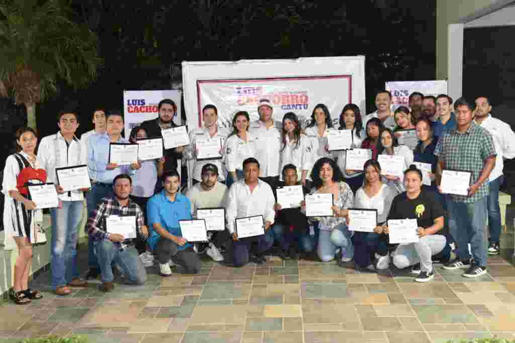 Lideres estudiantiles se suman al cambio con Luis “Cachorro” Cantú. WhatsApp Image 2024 04 27 At 11.29.36 AM Large