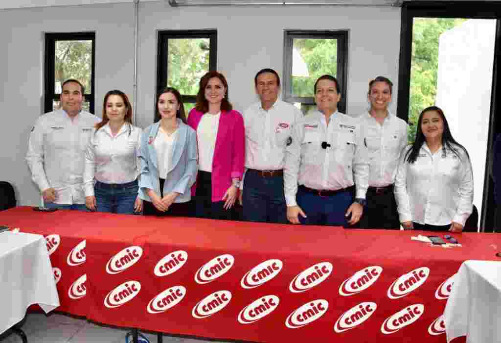 “Vamos por un Reynosa de crecimiento ordenado”, se reúne Luis Cantú con la CMIC. WhatsApp Image 2024 04 27 At 11.30.42 AM Large